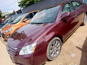 Toyota Avalon Limited Sedan FWD (3.5L 6cyl 6A) 2008 Red
