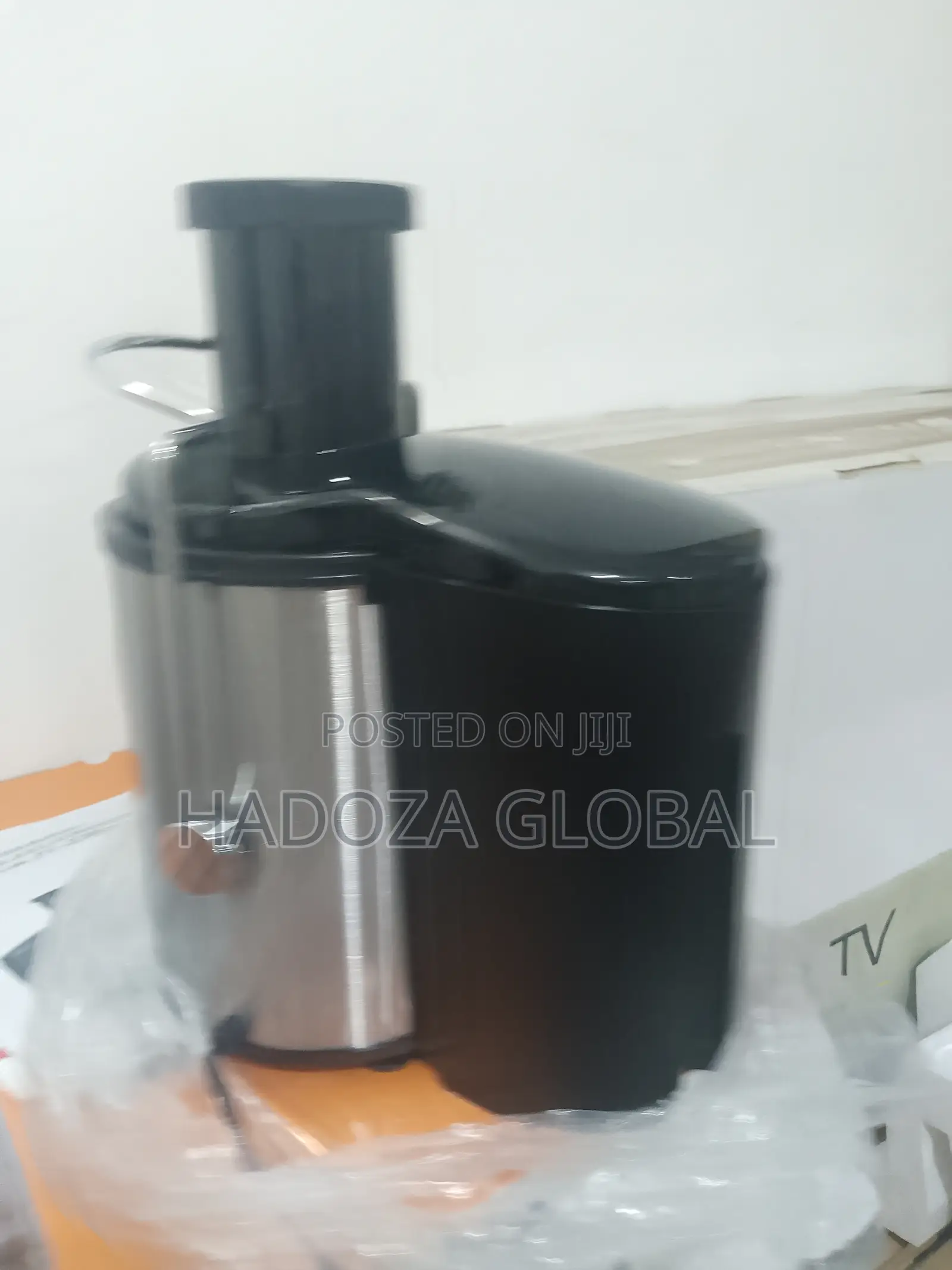 Effortless Fruit Extraction -polystar Juicer - Pv-je388