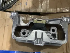 Engine Seating Gla Mercedes Benz