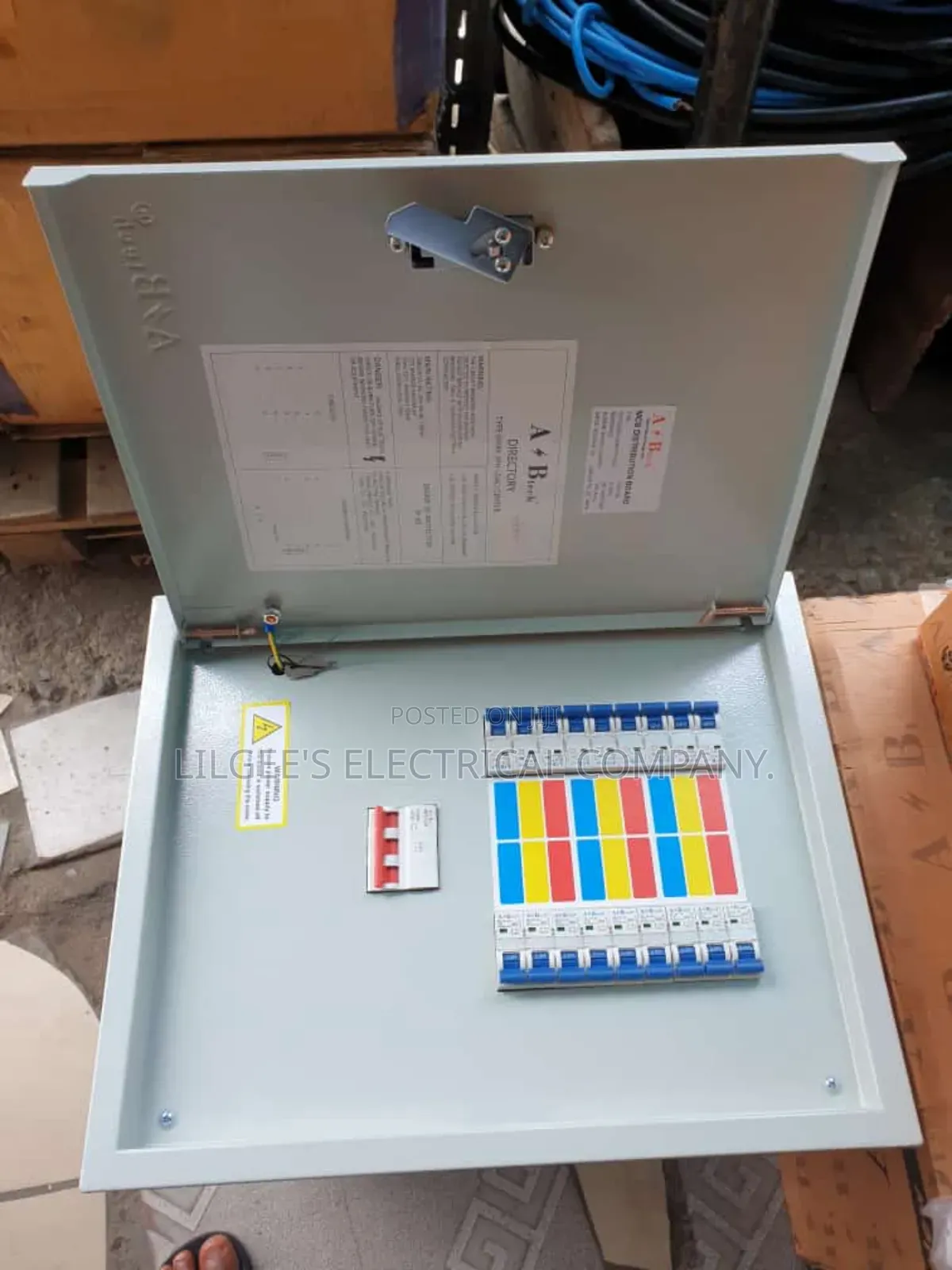 Original a Btech D6 6 Way Distribution Board