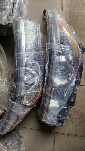 Headlamp Highlander 2015 Inbuilt