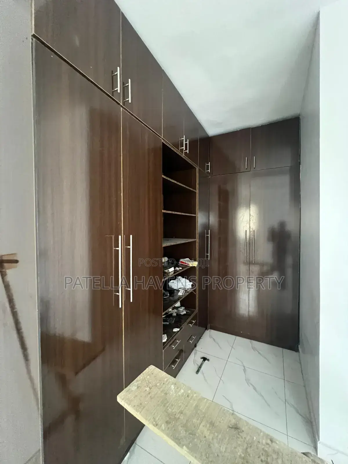 A Well Access Controlled Estate