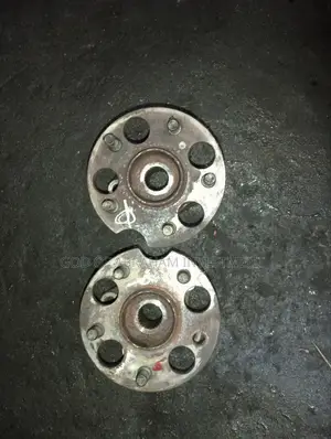 Today Rav4 Back Hub 2000 and 2002 Model