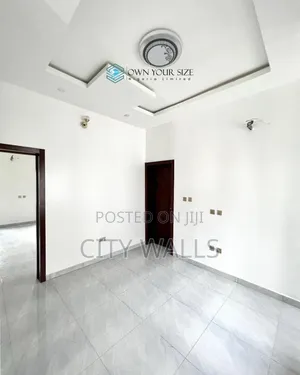 4bdrm Duplex in Chevron for rent