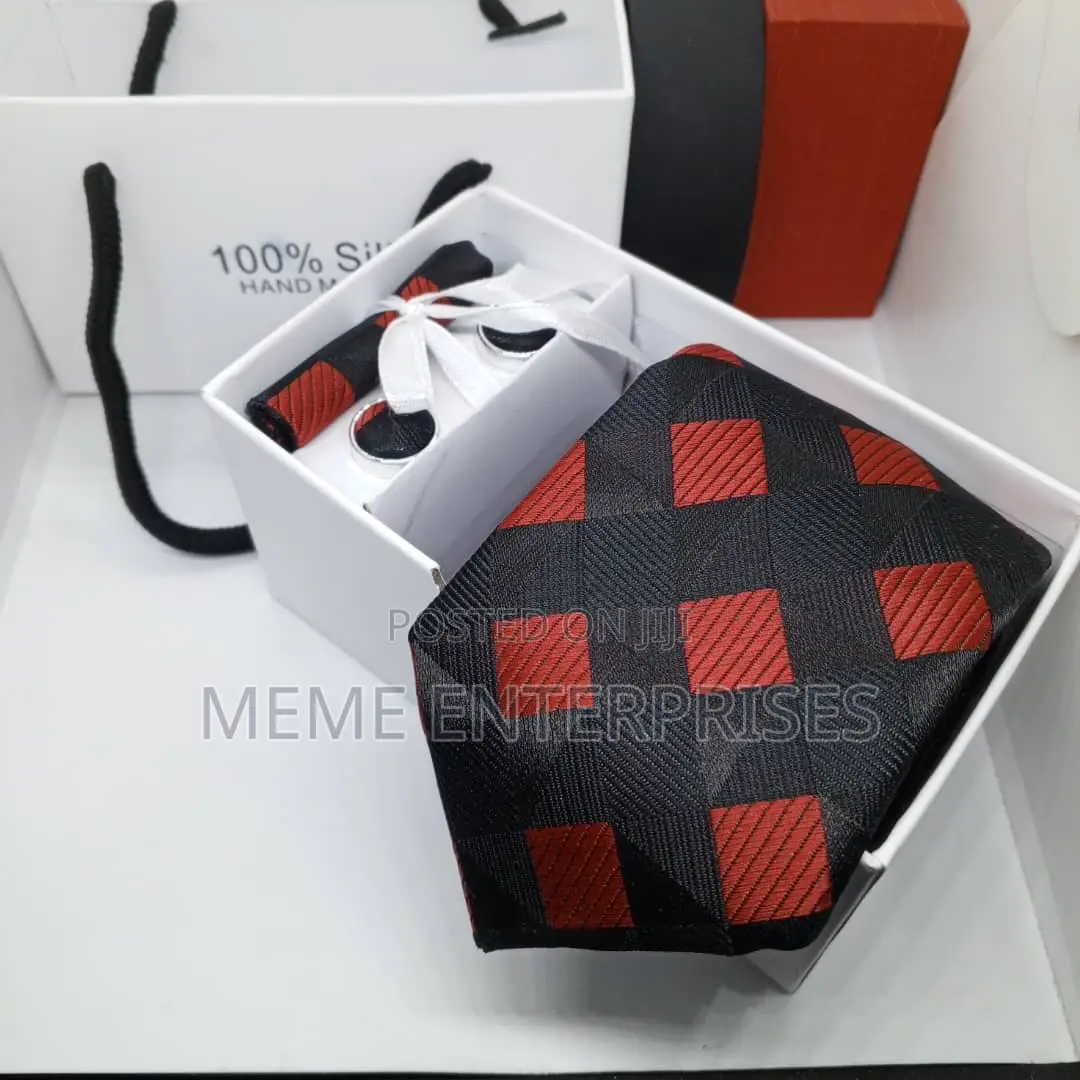 Red Mixed Set of Tie