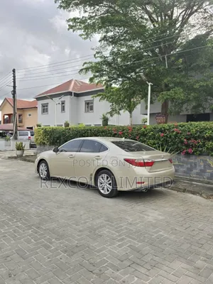 Lexus ES 350 FWD 2013 Brown