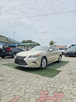 Lexus ES 350 FWD 2013 Brown