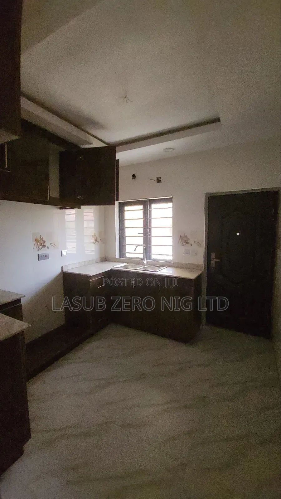 Furnished 2bdrm Apartment in Aqua Marine, Apo Resettlement for sale