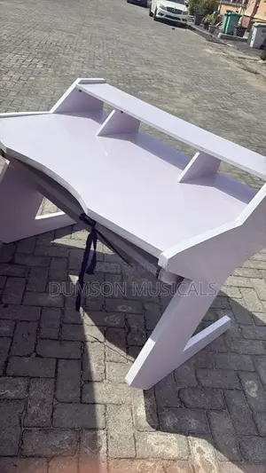 Studio Workstation Desk