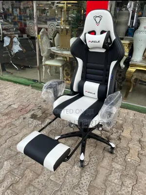 Furgle Ergonomic Swivel Office/Gaming Chair Black and White