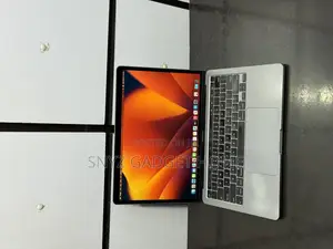 Laptop Apple MacBook Pro 2020 32GB Intel Core I7 SSD 512GB