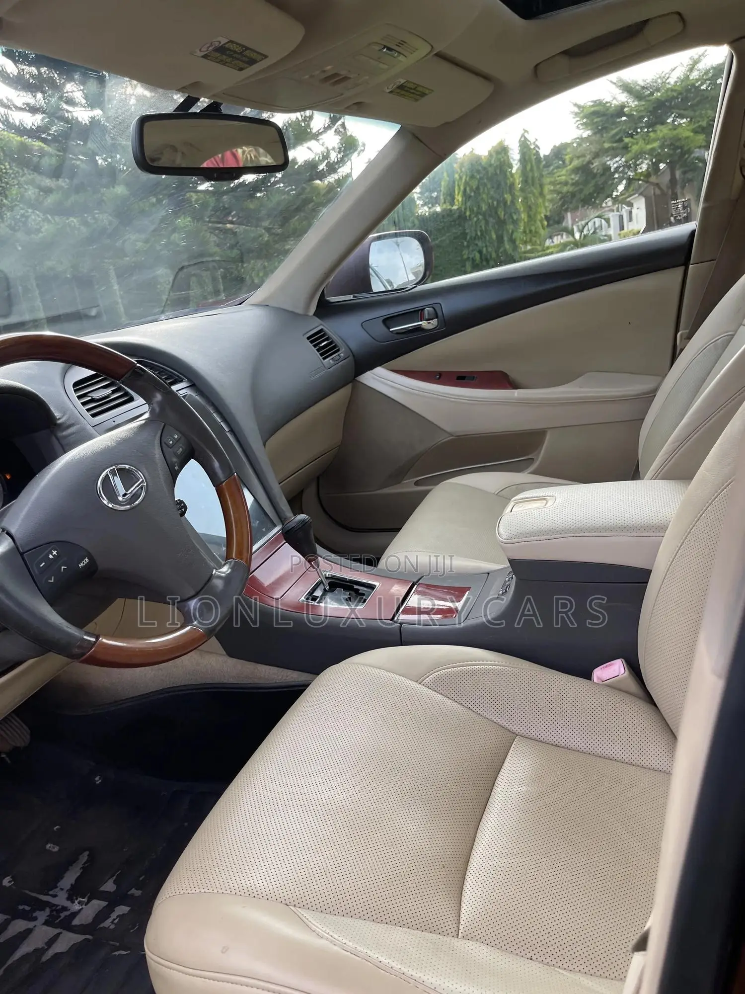 Lexus ES 2010 Red
