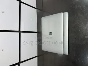 Laptop Apple MacBook Pro 2018 16GB Intel Core I7 SSD 512GB