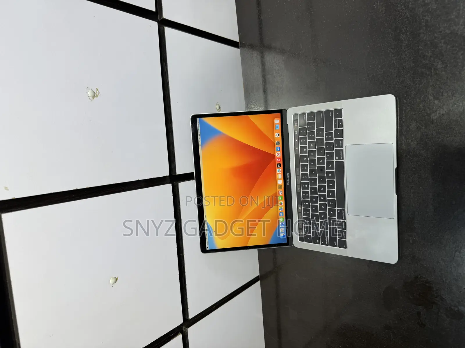Laptop Apple MacBook Pro 2017 16GB Intel Core I5 SSD 1T