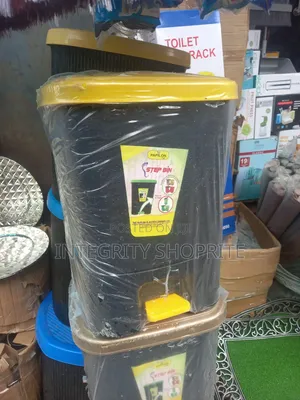 Papilion Plastic Pedal Waste Bin Step Bin 20l