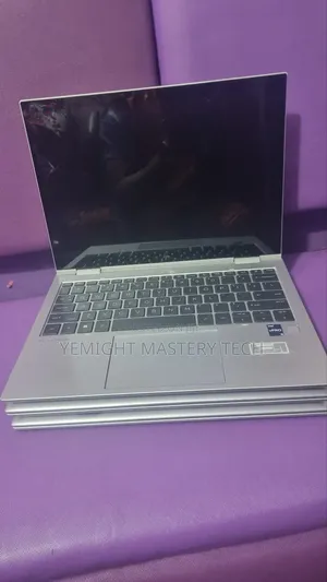 Laptop HP EliteBook 830 G9 16GB Intel Core I5 SSD 512GB