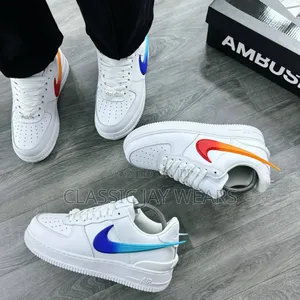 Plain White Quality Nike Sneakers Just Arrived