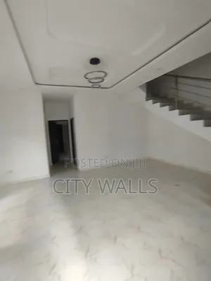 4bdrm Duplex in Seaside Estate, Badore for rent