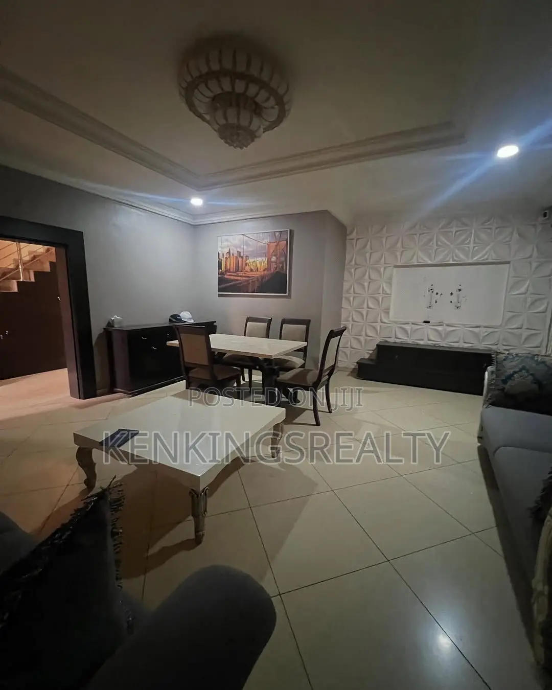 5bdrm Duplex in Apo District for rent