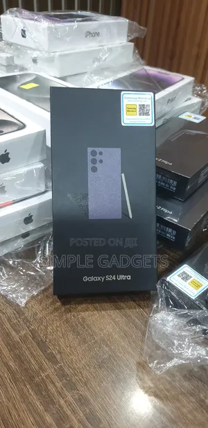 New Samsung Galaxy S24 Ultra 256 GB
