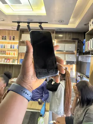 Apple iPhone XR 64 GB Black