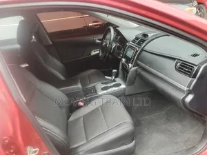 Toyota Camry SE 4dr Sedan (2.5L 4cyl 6A) 2013 Red