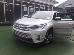 Toyota Highlander Limited 4x4 V6 (3.5L 6cyl 8A) 2018 White