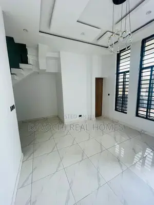 4bdrm Duplex in Ikota for rent