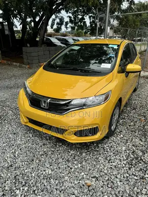 Honda Fit LX 2018 Yellow