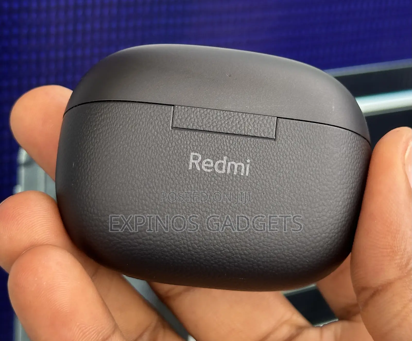 Used Xiaomi Redmi Buds 5 Pro.