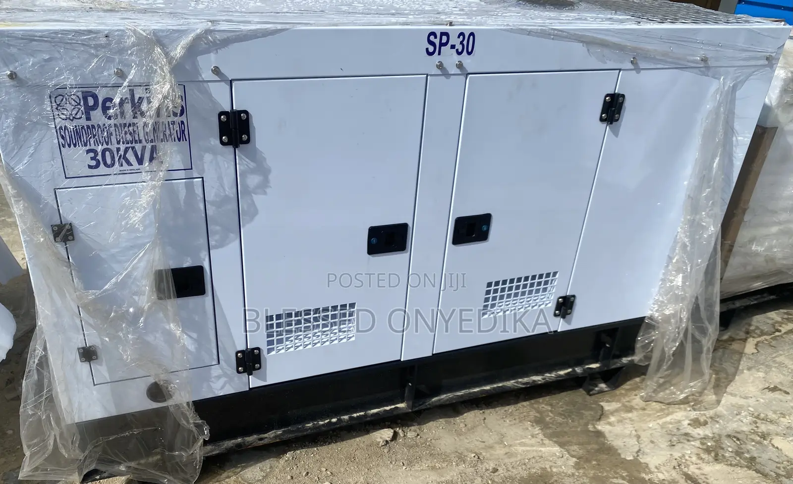 Original England Perkins 30kva Soundproof