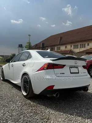Lexus IS 2016 White