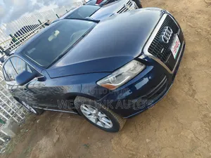Audi Q5 2.0T Premium AWD quattro 2013 Blue