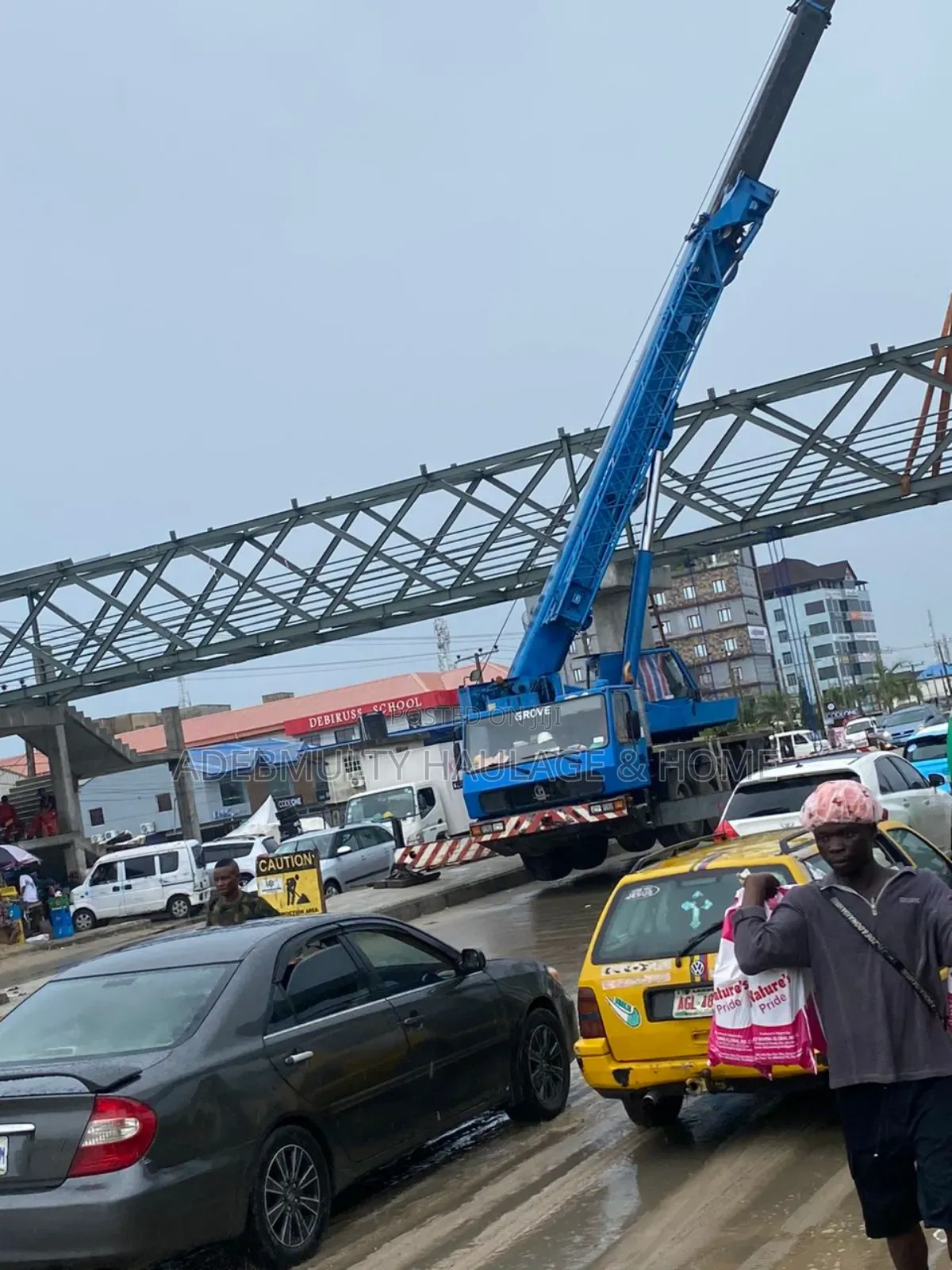 Hiab Crane for Hire, Intra or Interstate on Lekki, Ajah