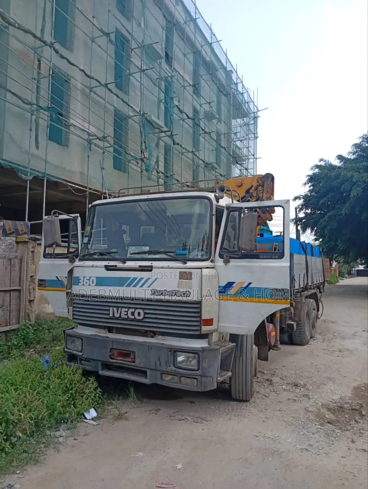 Hiab Crane for Hire, Intra or Interstate on Lekki, Ajah