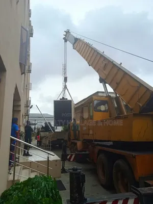 Hiab Crane for Hire, Intra or Interstate on Lekki, Ajah