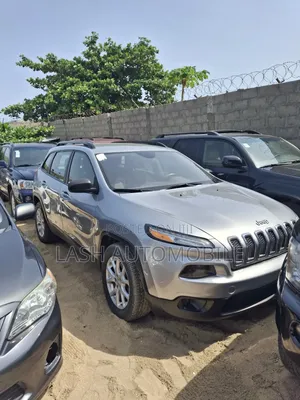 Jeep Grand Cherokee 2015 Gray