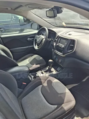 Jeep Grand Cherokee 2015 Gray