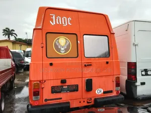 Volkswagen LT 2002 Orange