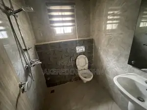 3bdrm Townhouse / Terrace in Katampe Extension for rent