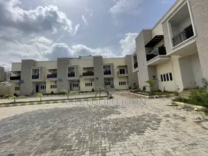 3bdrm Townhouse / Terrace in Katampe Extension for rent