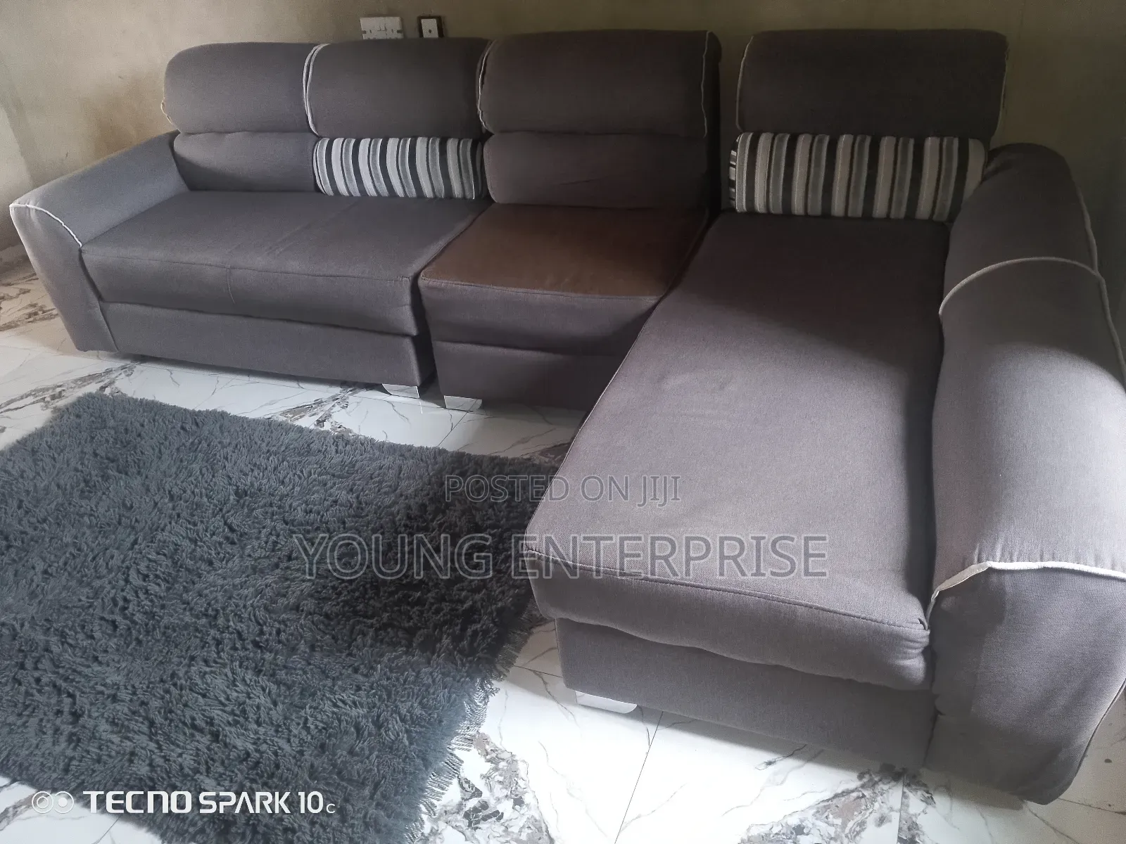 L Shape Couch 