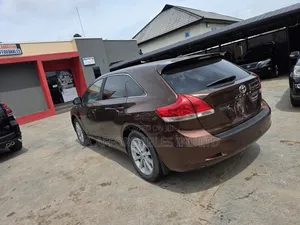 Toyota Venza AWD 2010 Brown