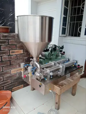 Two Nozzles Filler Machine With Air Compressor