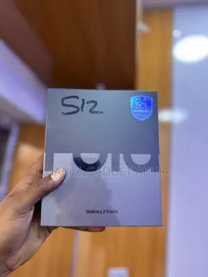 New Samsung Galaxy Z Fold4 512 GB