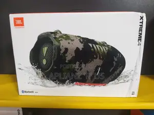 Photo - JBL Xtreme 4 Speaker Squad