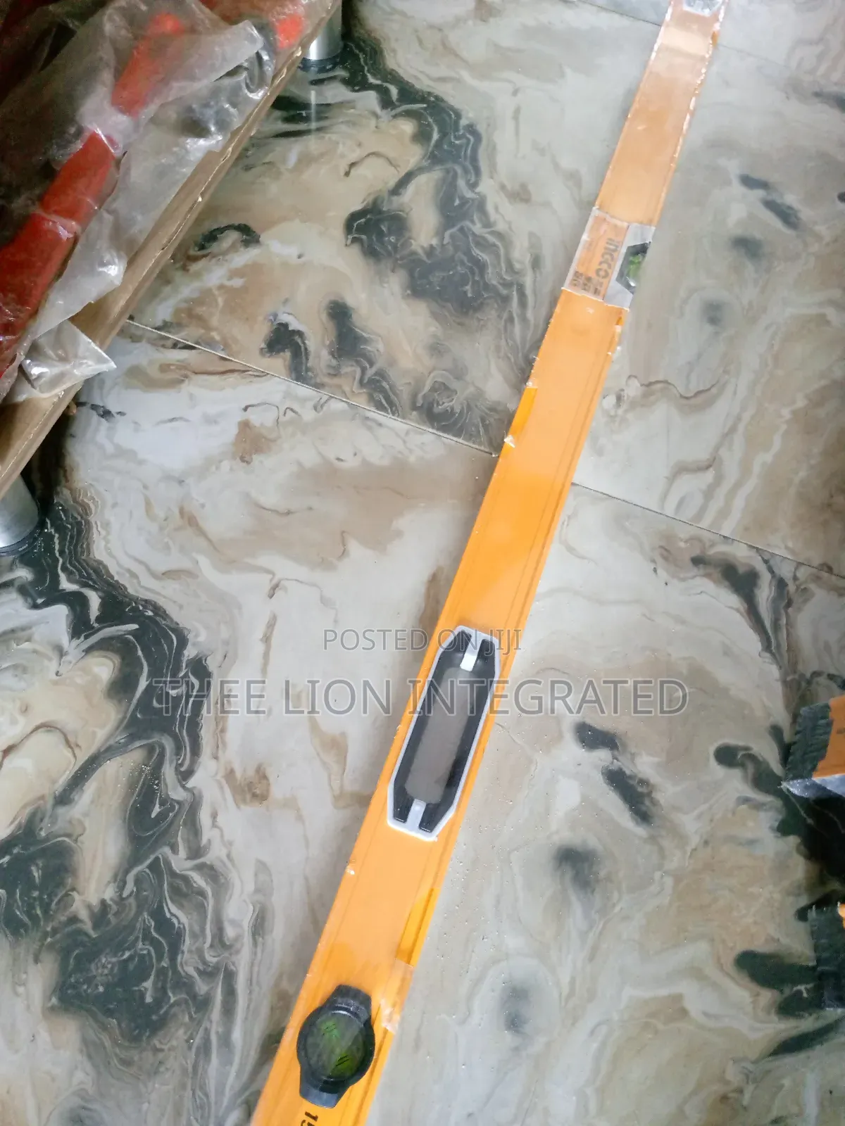 Spirit Level Bar
