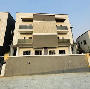 4bdrm Duplex in Magodo Phase 2 Lagos for sale