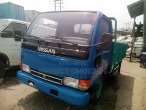 Nissan Cabster