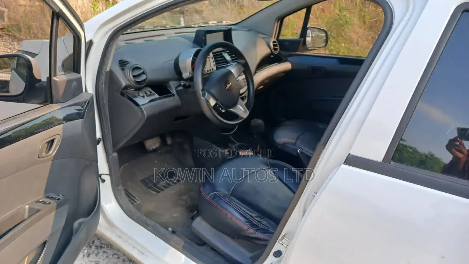 Chevrolet Spark 2011 White